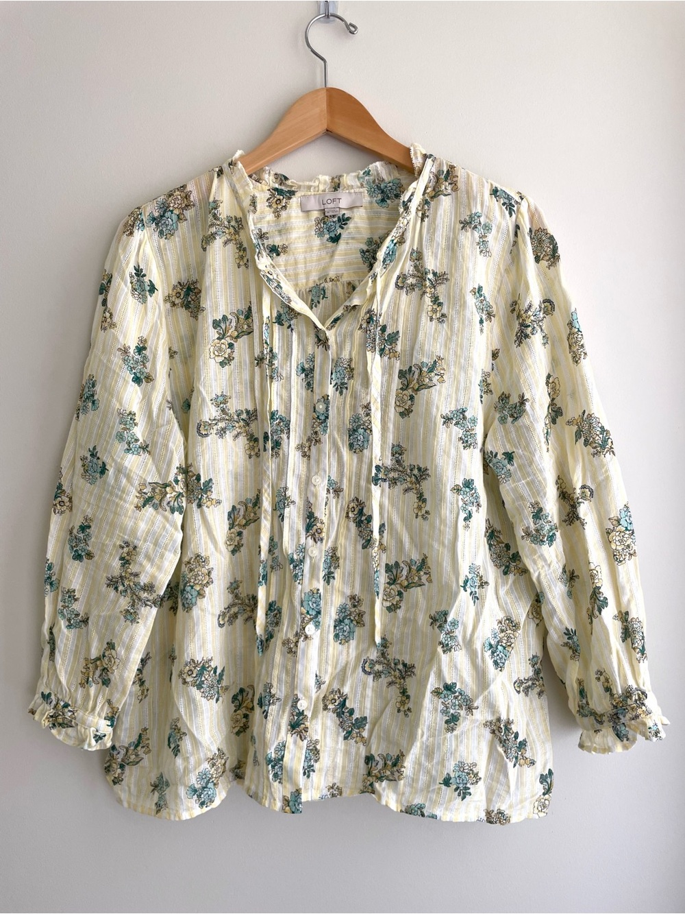 LOFT 100% Cotton Butter Yellow Flowy Cottagecore Floral Button Up Summer Blouse